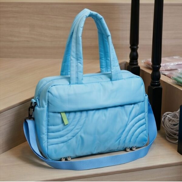天空藍輕量雲朵旅行托特包｜Sky Blue Puffy Travel Tote Bag